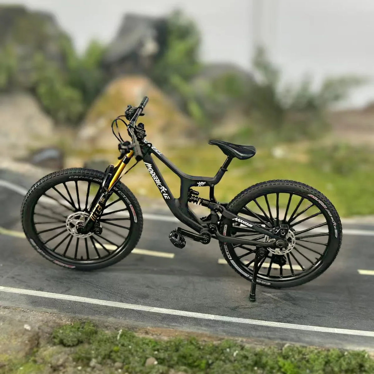European bikes 1:8 Alloy Mountain Bike Model With Base Features Realistic Gears Dual Suspension Perfect for Cycling Enthusiasts